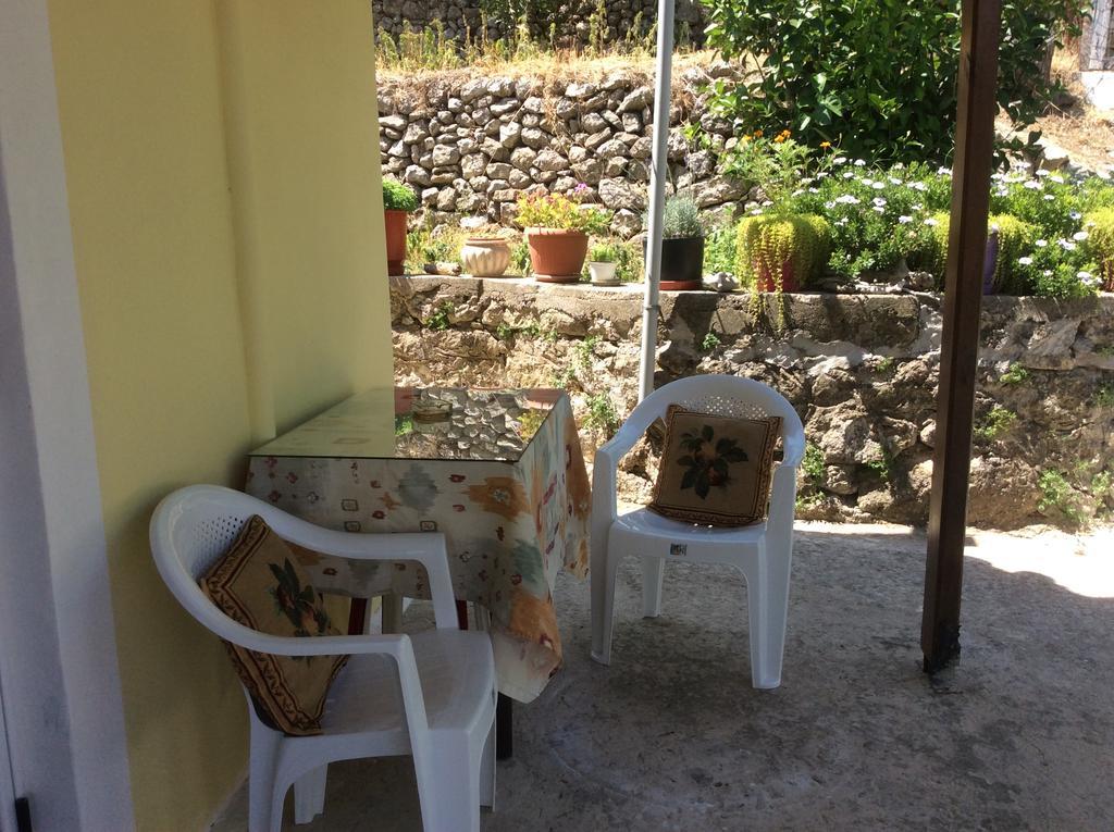 Christos House Villa Karia  ภายนอก รูปภาพ